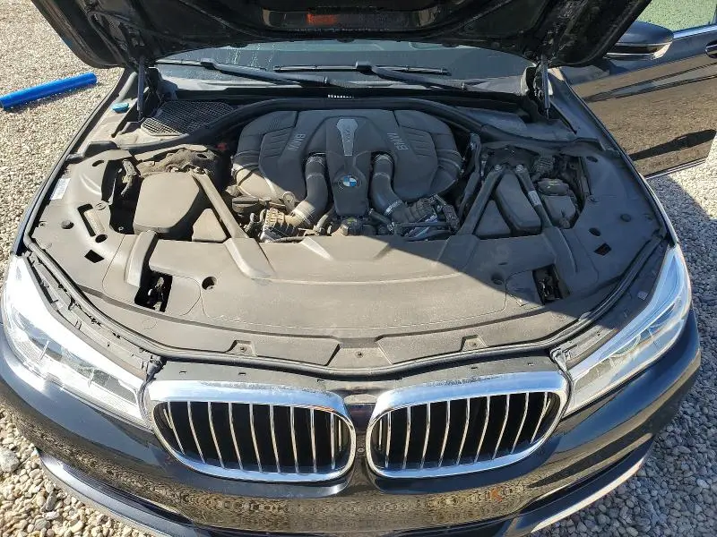 2016 BMW 750 XI  