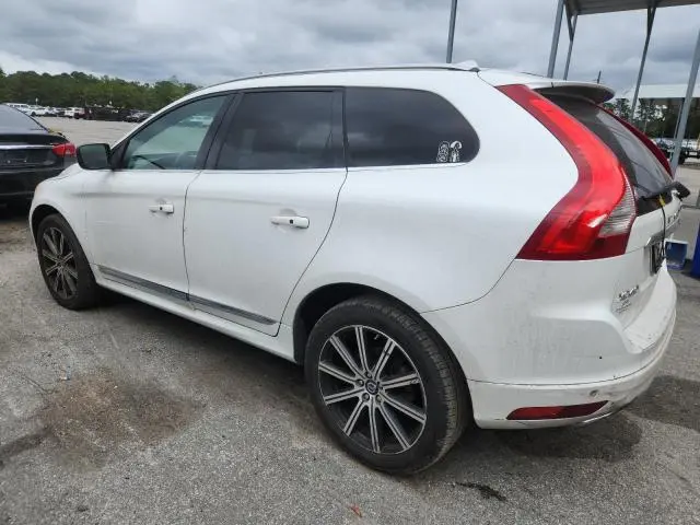 2015 VOLVO XC60 T6 PLATINUM  