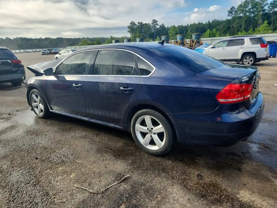 2013 VOLKSWAGEN PASSAT SE  