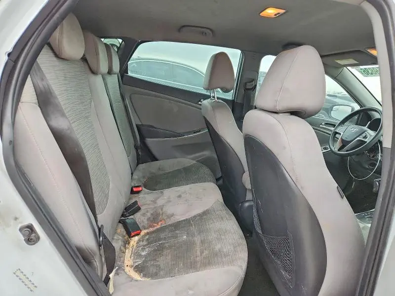 2016 HYUNDAI ACCENT SE  