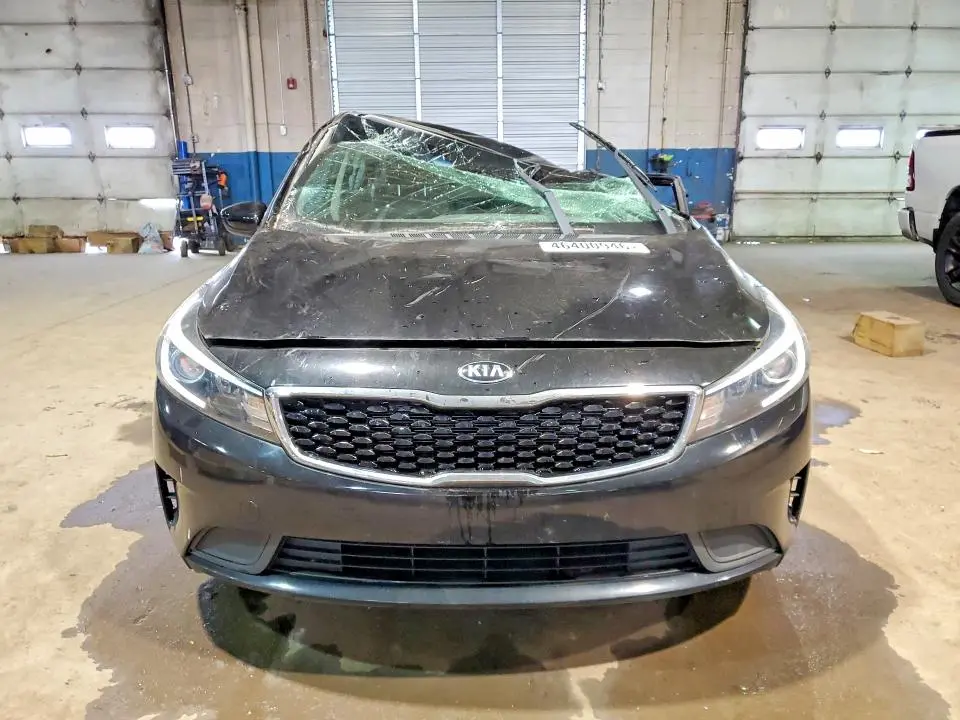 2017 KIA FORTE LX  
