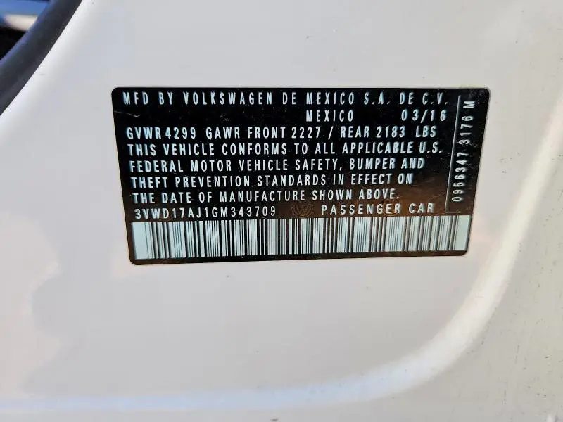 2016 VOLKSWAGEN JETTA SPORT  