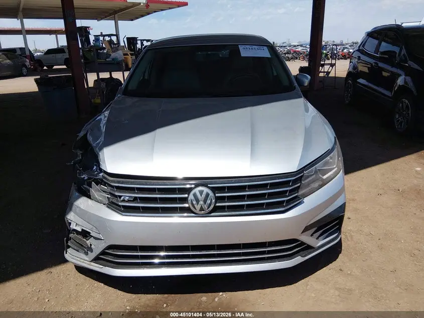 2017 VOLKSWAGEN PASSAT 1.8T R-LINE