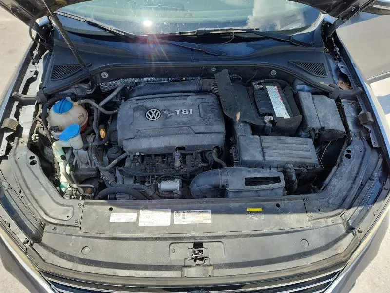 2017 VOLKSWAGEN PASSAT R-LINE  