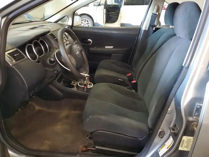 2011 NISSAN VERSA 1.8 S  