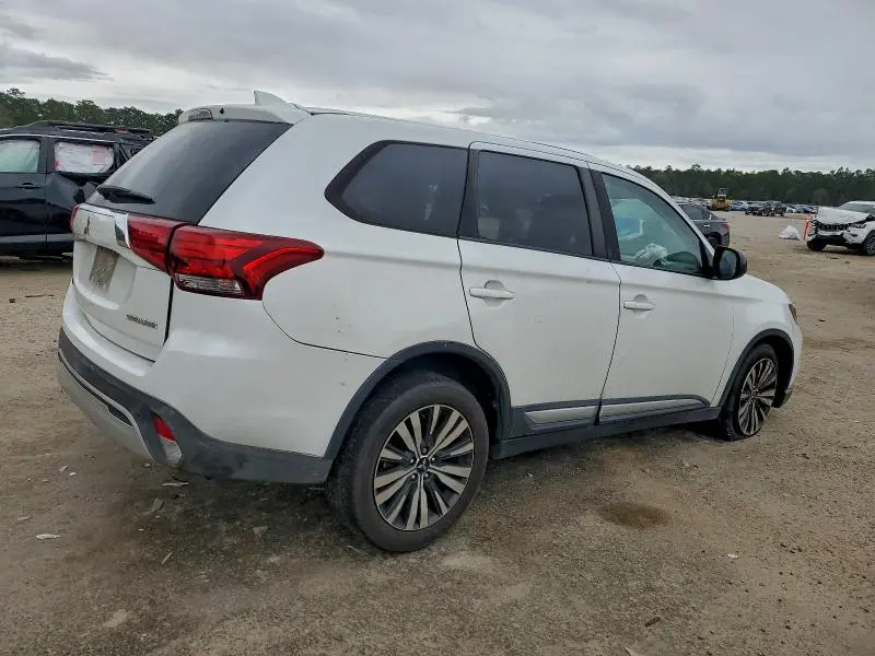 2019 MITSUBISHI OUTLANDER ES  