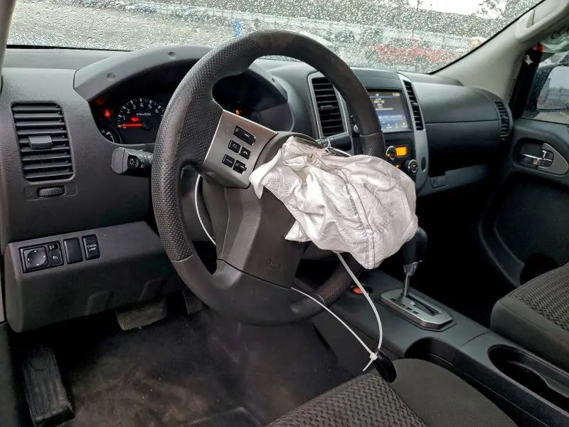 2020 NISSAN FRONTIER S  