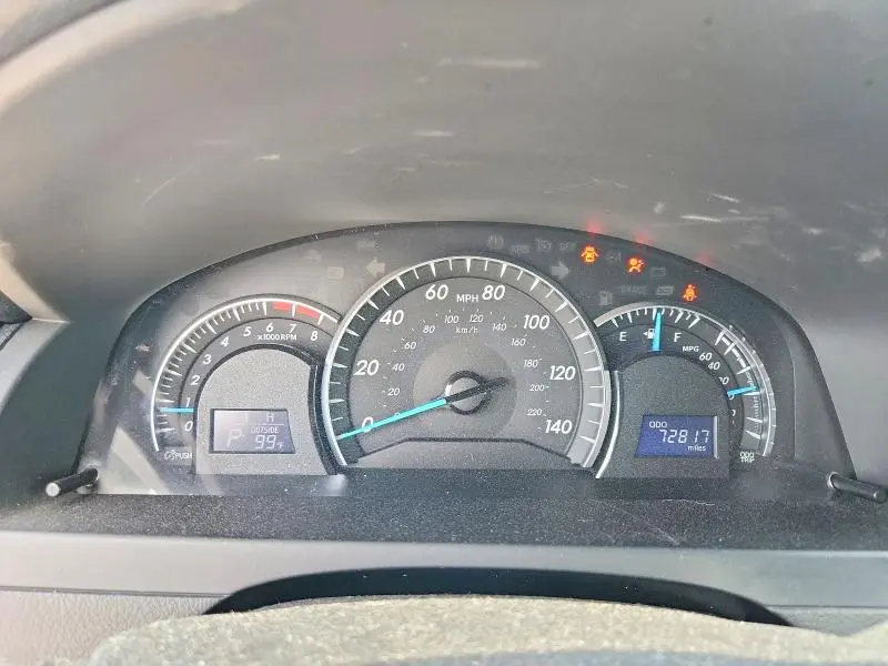 2014 TOYOTA CAMRY XLE V6  