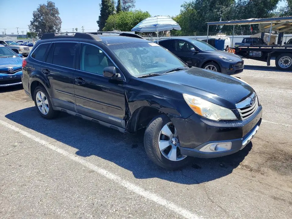 2011 SUBARU OUTBACK 2.5I LIMITED  