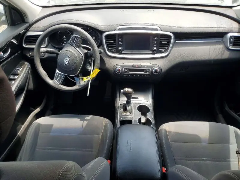 2019 KIA SORENTO LX V6  