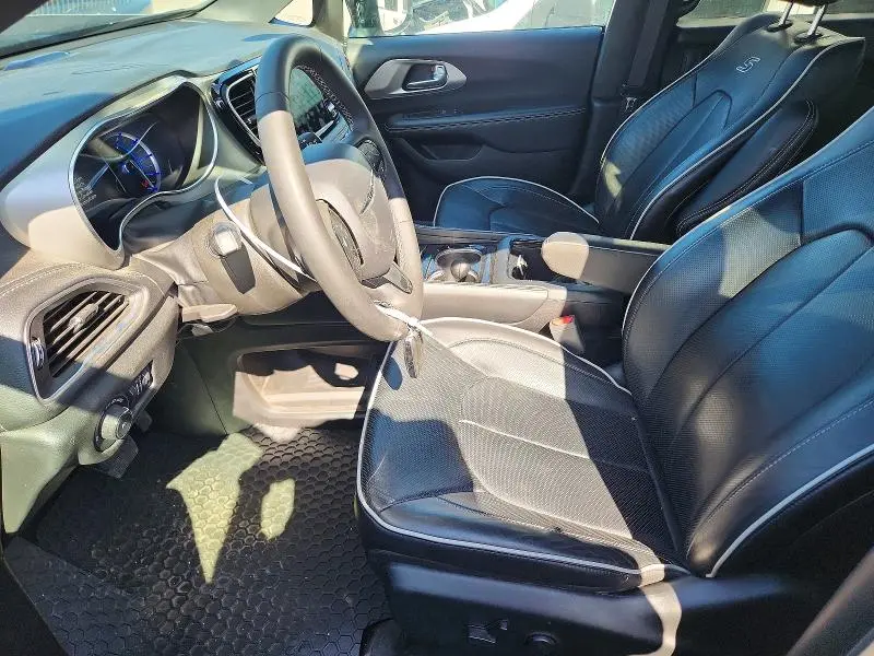 2023 CHRYSLER PACIFICA HYBRID LIMITED  