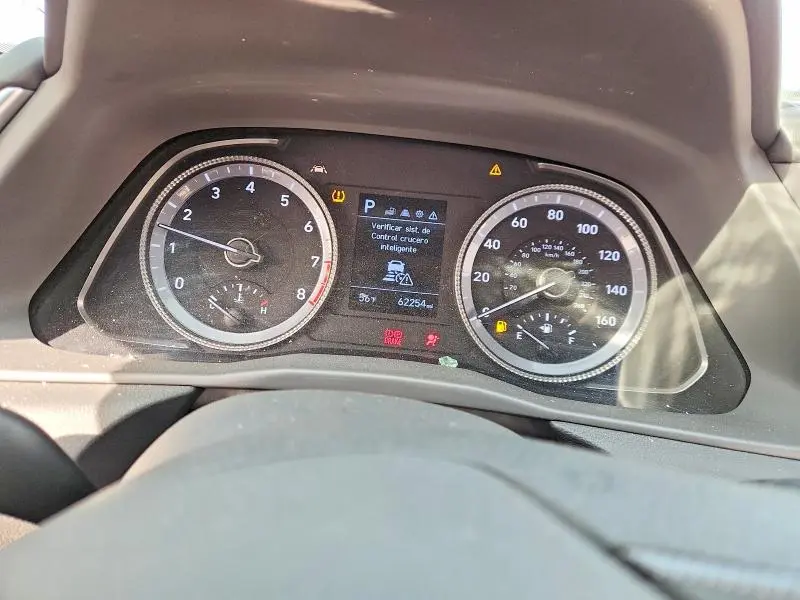 2022 HYUNDAI SONATA SE  