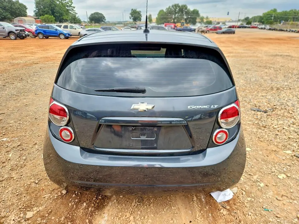 2014 CHEVROLET SONIC LT  
