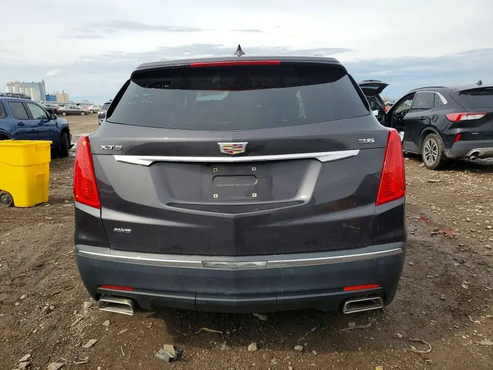 2017 CADILLAC XT5 LUXURY  