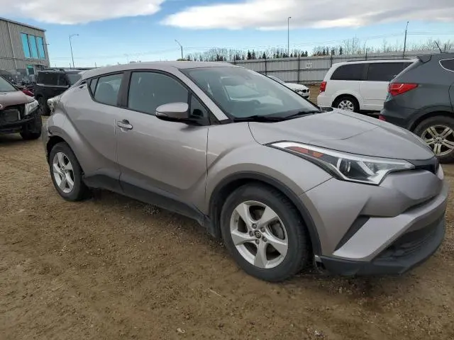 2019 TOYOTA C-HR XLE  