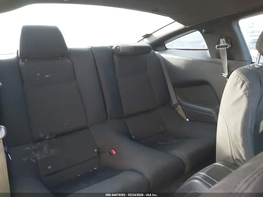 2013 FORD MUSTANG V6