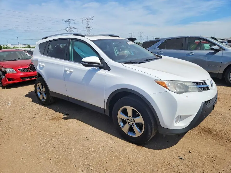 2015 TOYOTA RAV4 XLE  