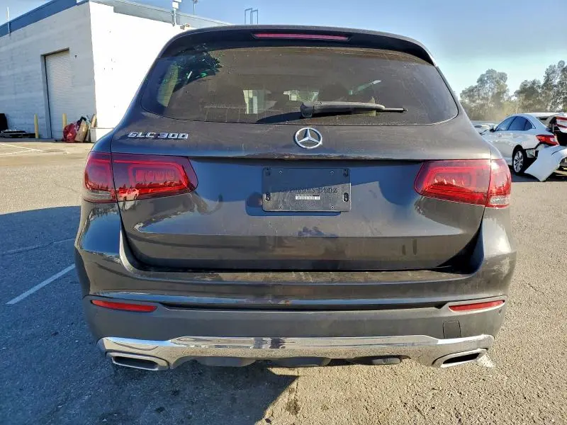 2021 MERCEDES-BENZ GLC 300  