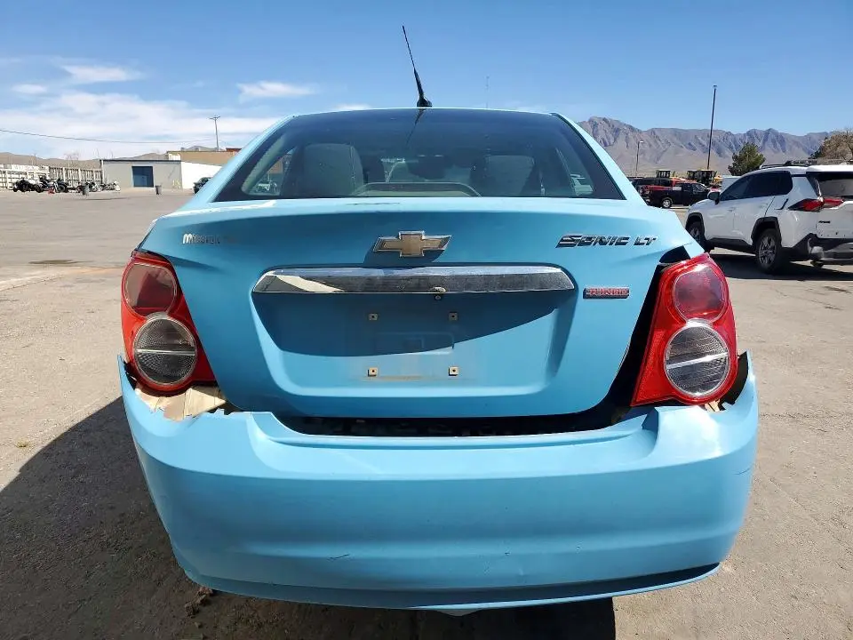 2014 CHEVROLET SONIC LT  