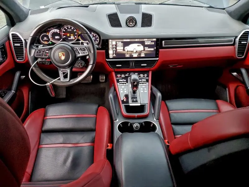 2021 PORSCHE CAYENNE TURBO  