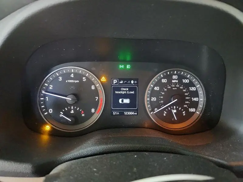 2017 HYUNDAI TUCSON SE PLUS  