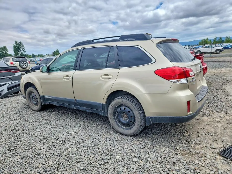 2010 SUBARU OUTBACK 2.5I PREMIUM  