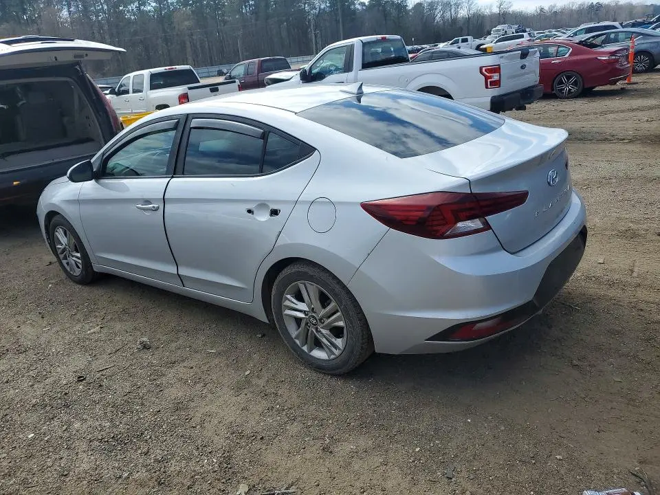 2019 HYUNDAI ELANTRA SEL  