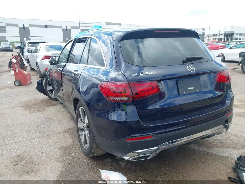 2022 MERCEDES-BENZ GLC 300 SUV