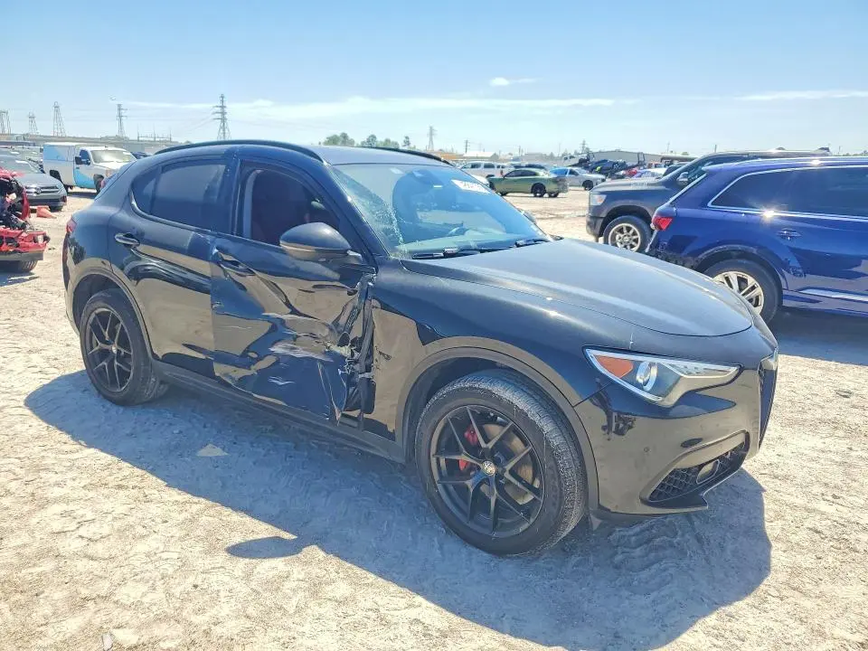 2020 ALFA ROMEO STELVIO   