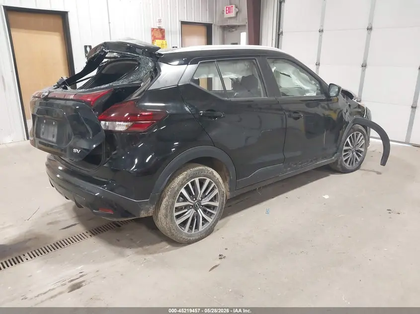 2024 NISSAN KICKS SV XTRONIC CVT