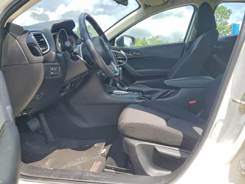 2015 MAZDA 3 TOURING  