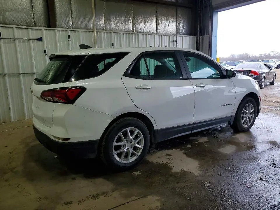 2023 CHEVROLET EQUINOX LS  