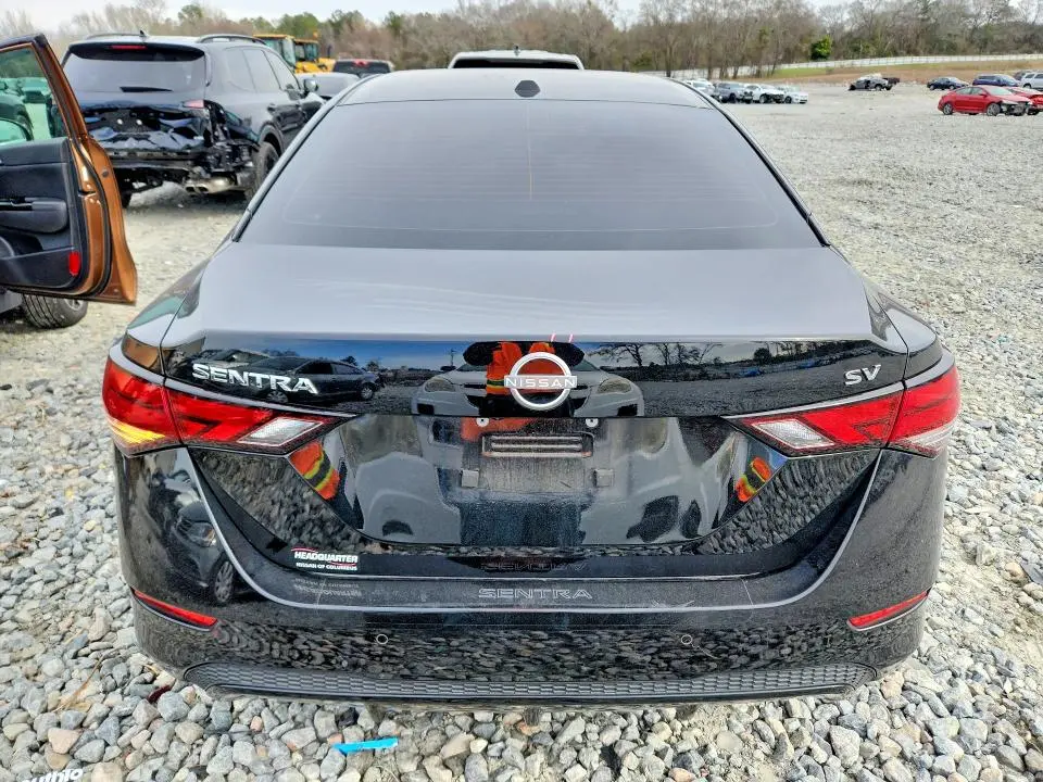 2024 NISSAN SENTRA SV  