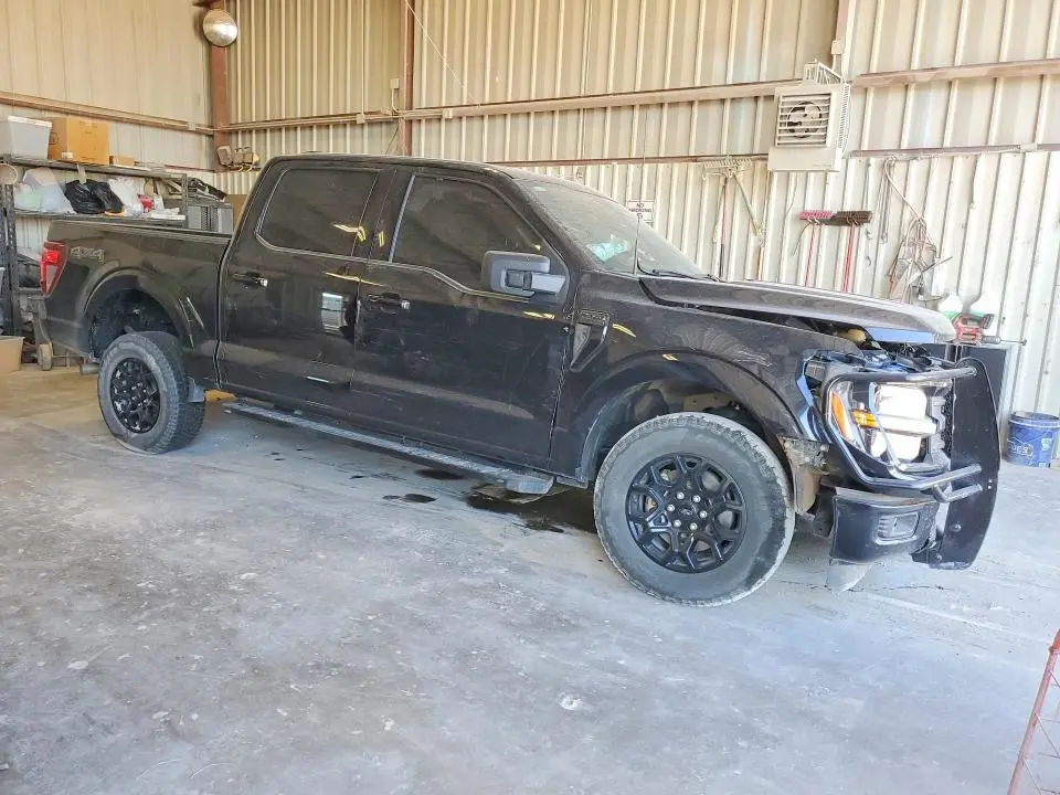 2025 FORD F150 XLT  