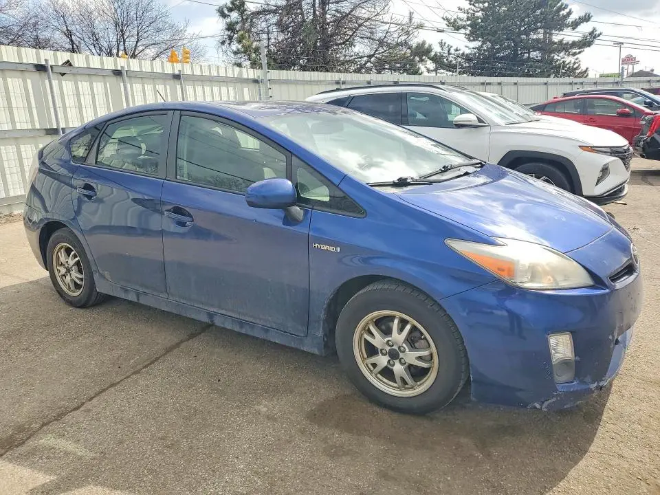 2011 TOYOTA PRIUS THREE  