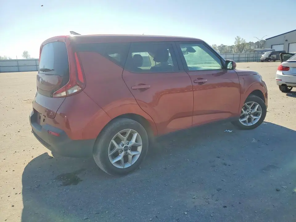 2021 KIA SOUL S  