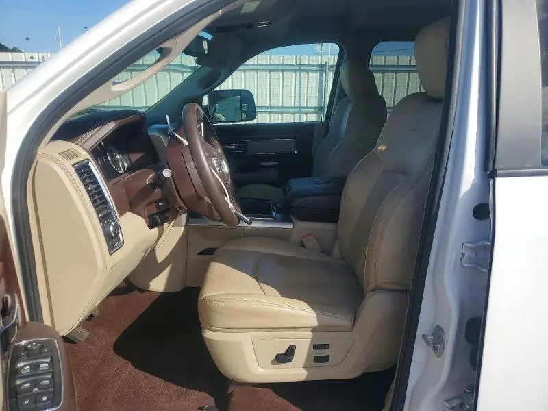 2015 RAM 1500 LARAMIE  