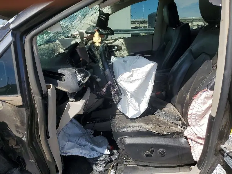 2017 CHRYSLER PACIFICA TOURING L  