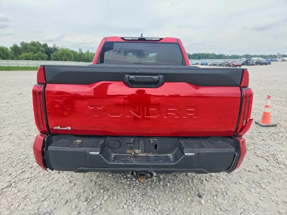 2025 TOYOTA TUNDRA SR5  