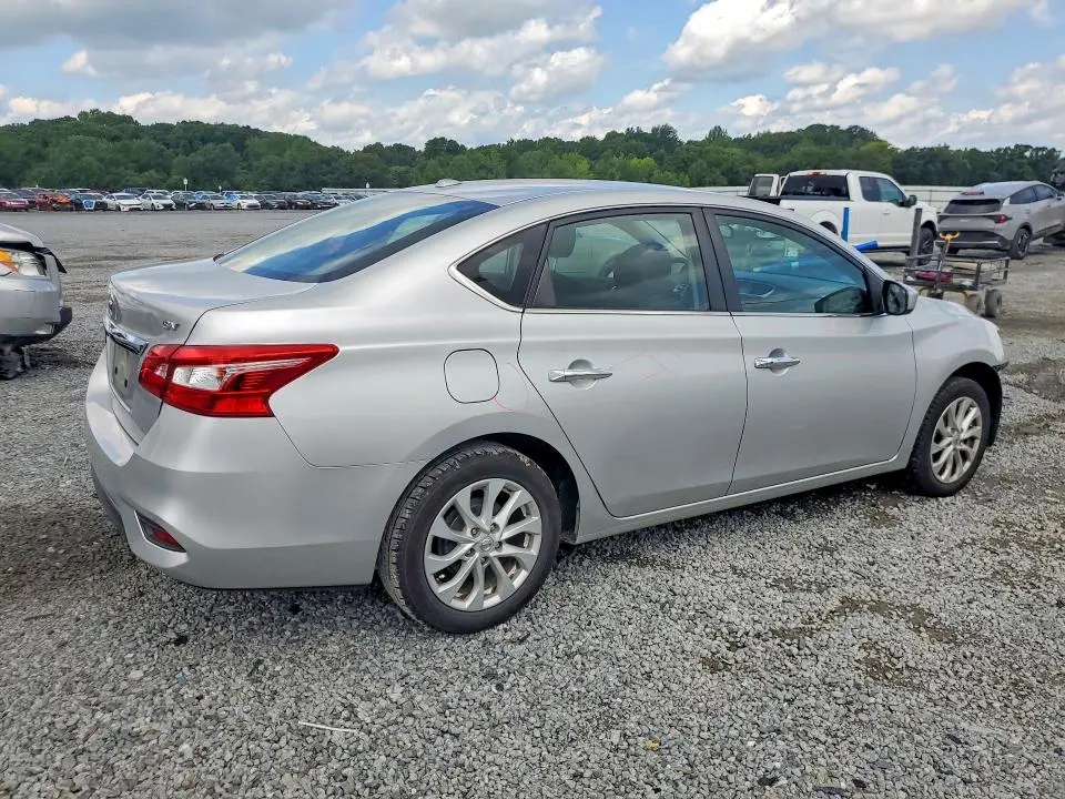 2019 NISSAN SENTRA SV  