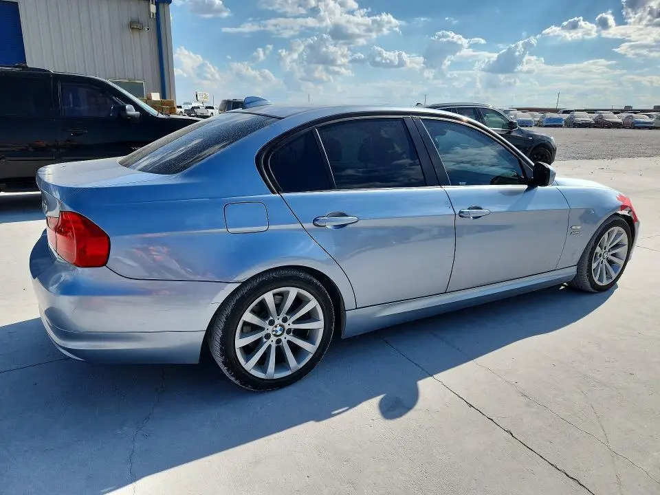 2011 BMW 328 XI SULEV  