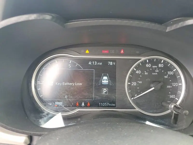 2022 NISSAN VERSA SV  