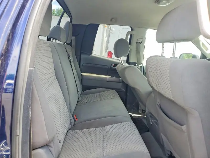 2011 TOYOTA TUNDRA DOUBLE CAB SR5  