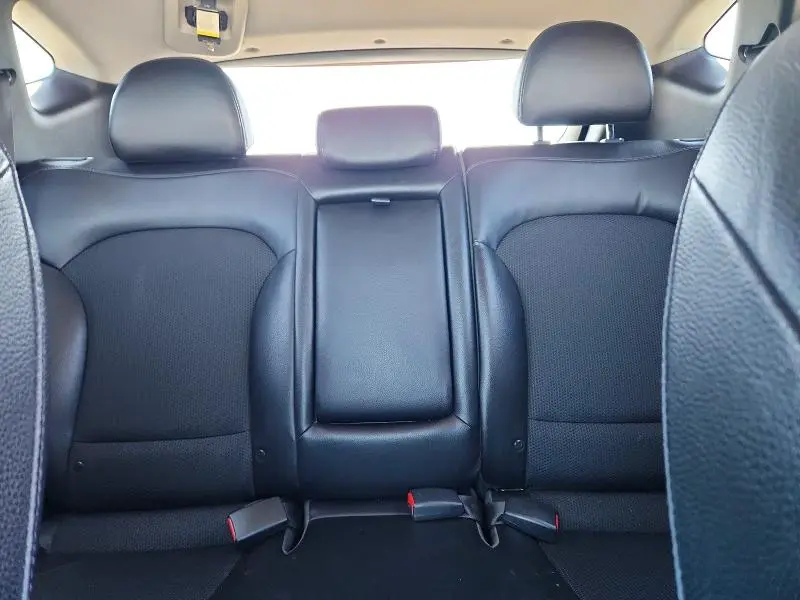 2015 HYUNDAI TUCSON SE  