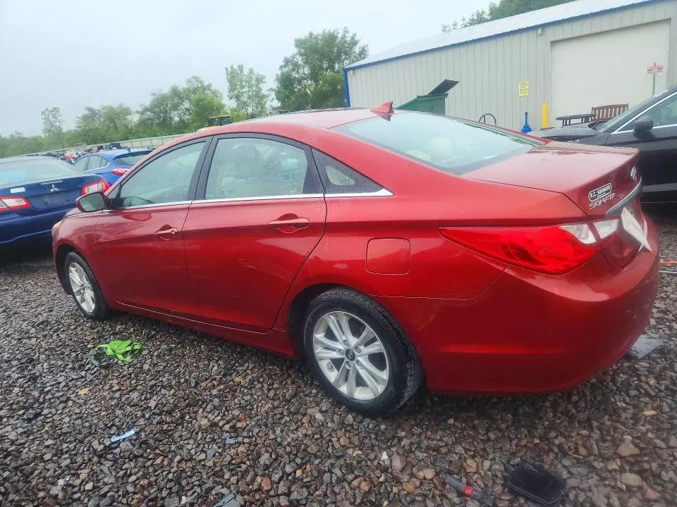 2012 HYUNDAI SONATA GLS  