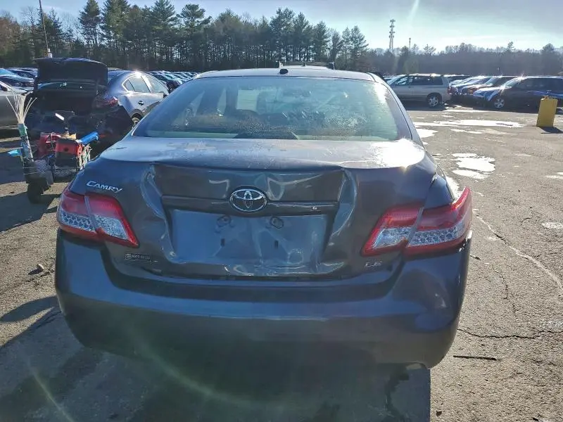 2010 TOYOTA CAMRY BASE  