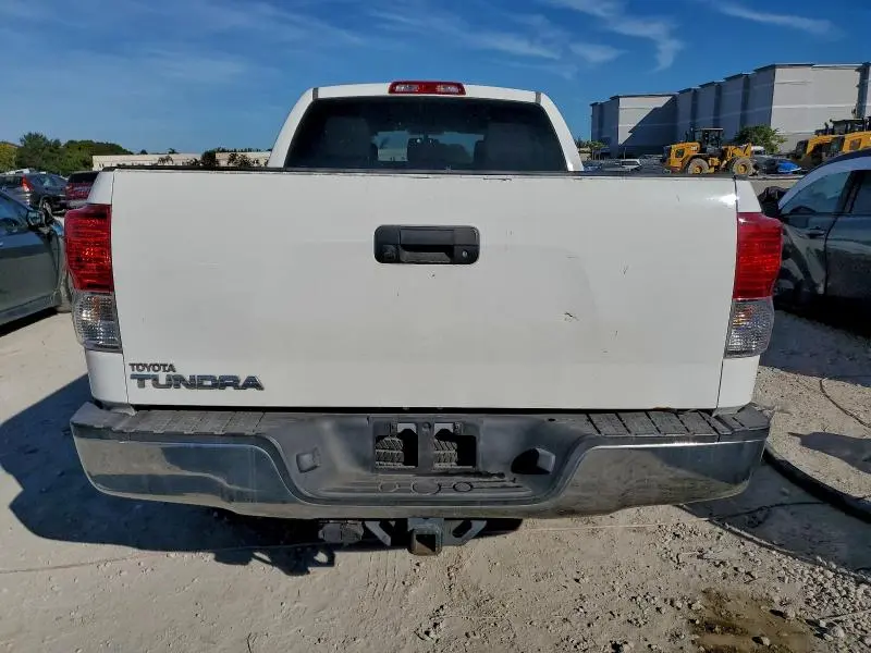 2013 TOYOTA TUNDRA DOUBLE CAB SR5  