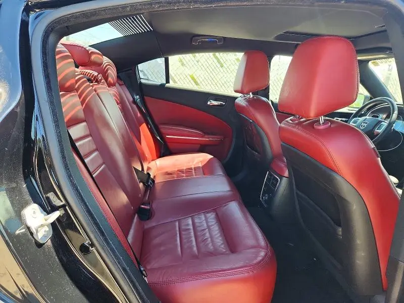 2013 DODGE CHARGER SXT  