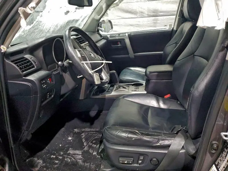 2011 TOYOTA 4RUNNER SR5  