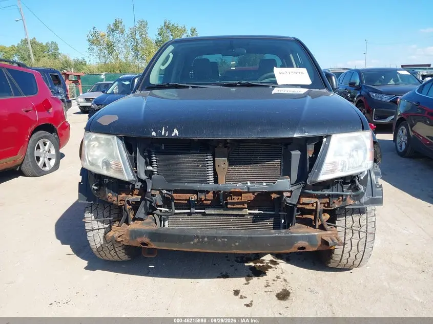 2010 NISSAN FRONTIER SE